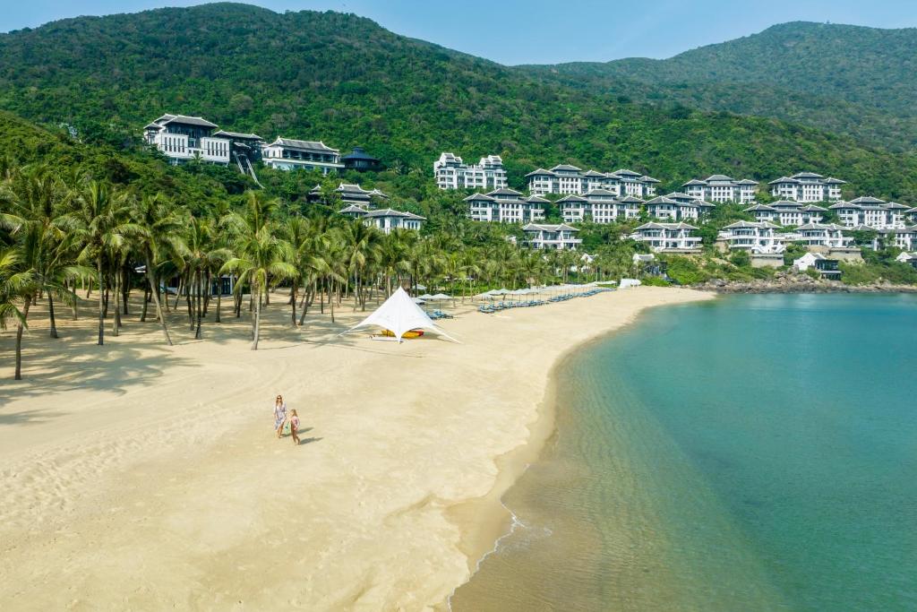 InterContinental Danang Sun Peninsula Resort — photo 2