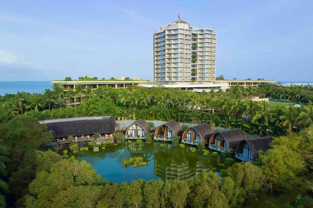 InterContinental Phu Quoc Long Beach Resort by IHG — photo 2