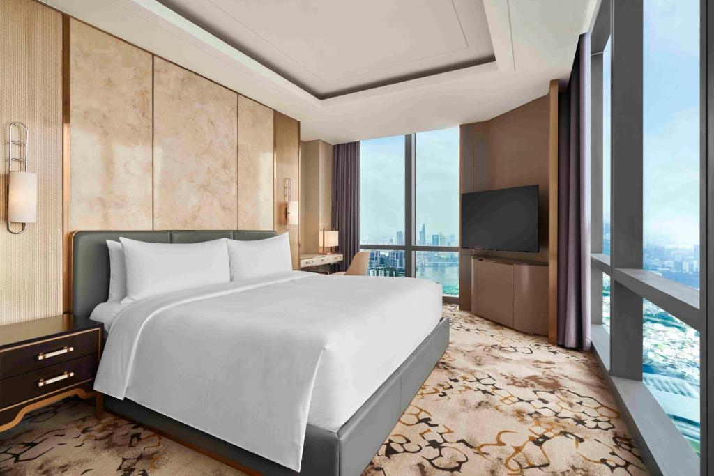 Vinpearl Landmark 81, Autograph Collection — photo 2