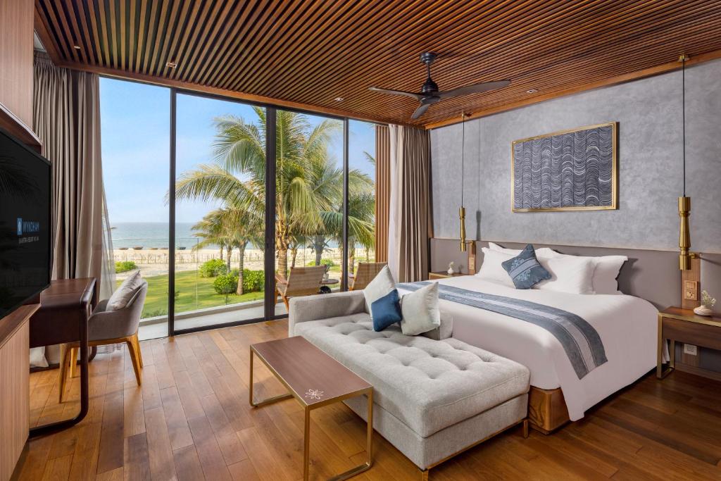 Wyndham Royal Beachfront Resort — photo 2