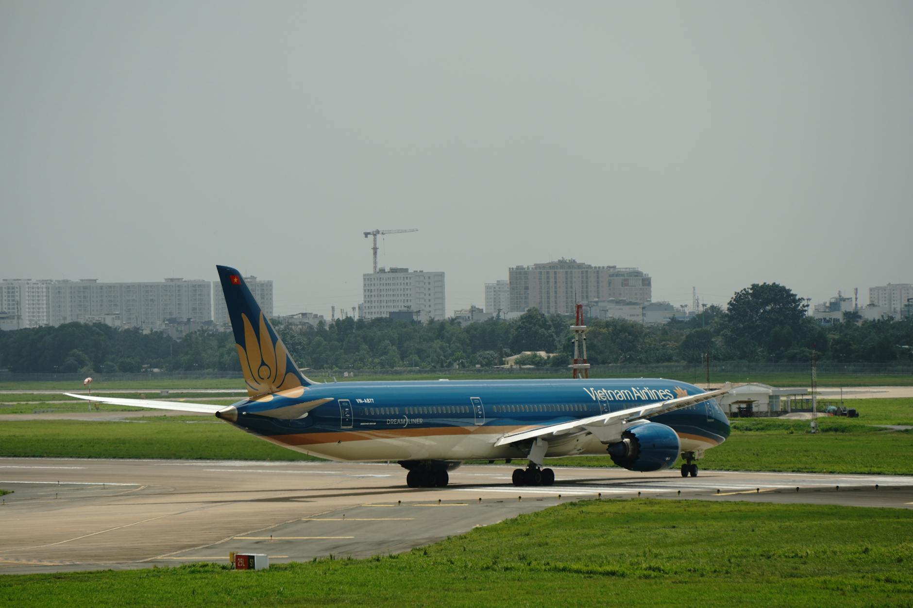 ¿Necesito imprimir la tarjeta de embarque de Vietnam Airlines?