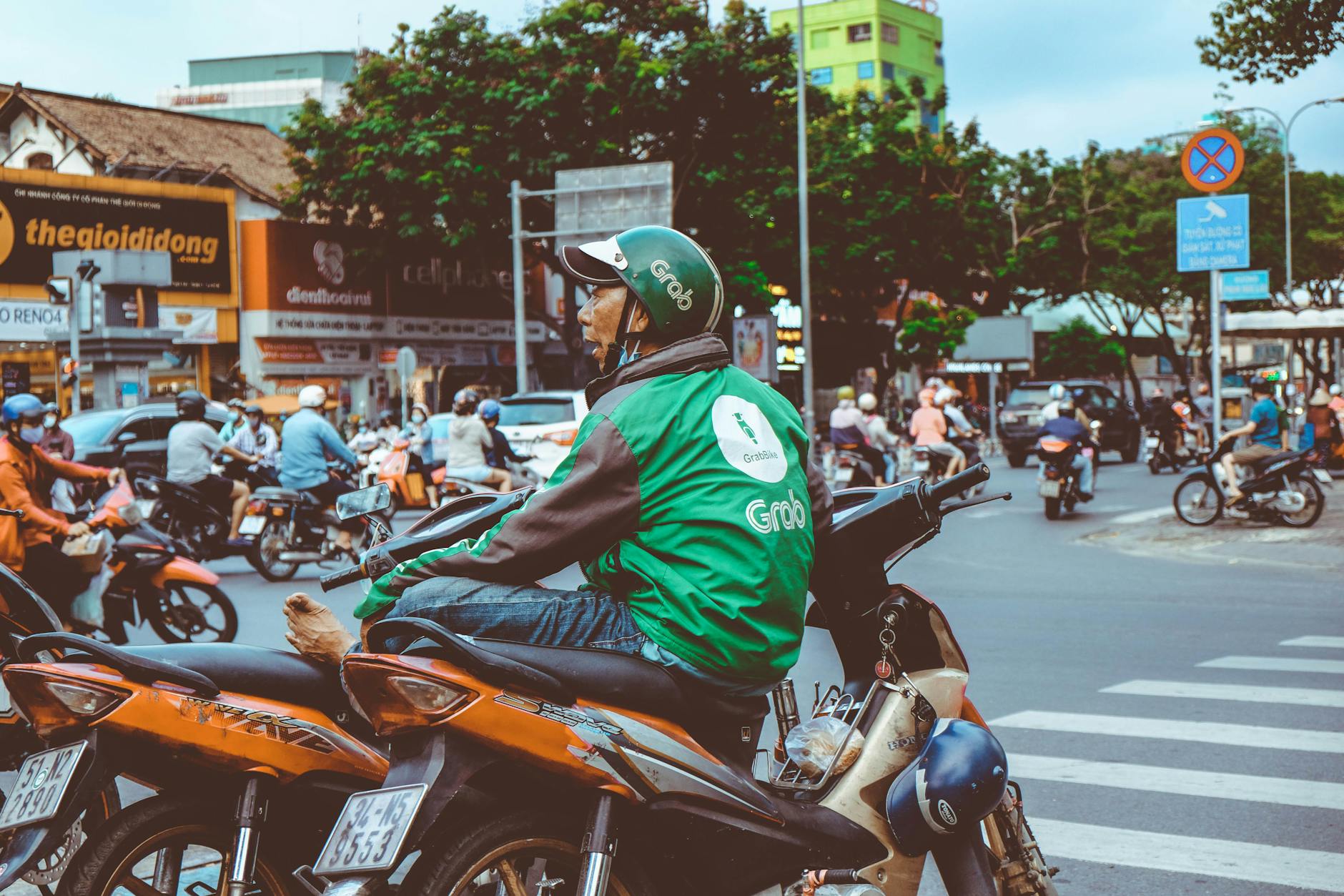 Does Grab Work in Vietnam? Complete Guide 2026